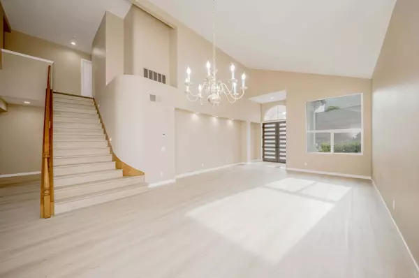 Los Angeles, CA 90056-1353,5338 S Chariton Ave