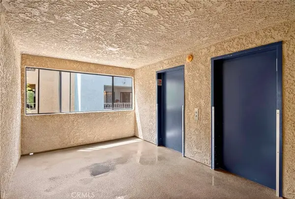 550 Orange #216, Long Beach, CA 90802