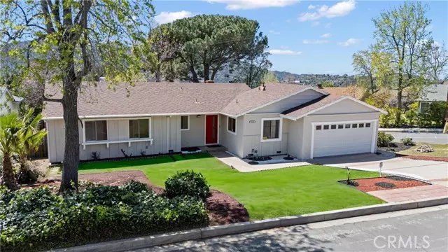 3450 Mevel Pl, La Crescenta, CA 91214-1160