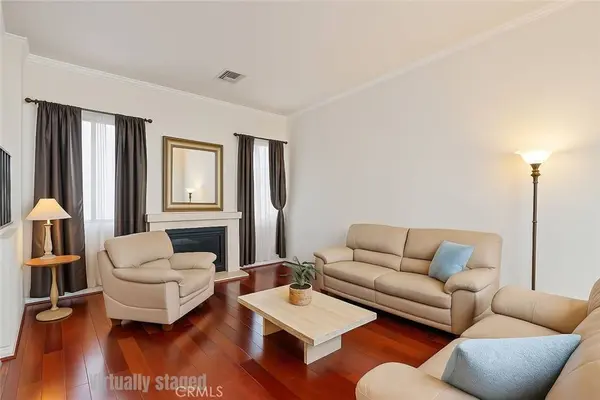 2741 Hermosa Ave #B, Montrose, CA 91020