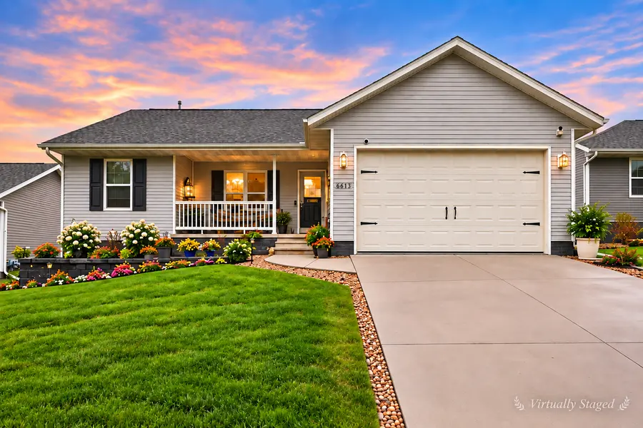 6613 Ohio St SW, Cedar Rapids, IA 52404-5440