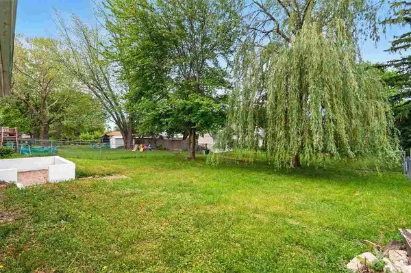 3339 Lower West Branch Rd, Iowa City, IA 52245