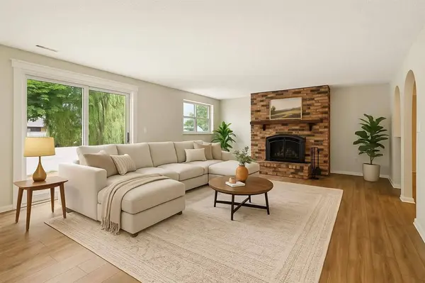 3339 Lower West Branch Rd, Iowa City, IA 52245