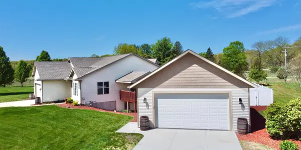 3188 60th Street, Hamilton, MI 49419