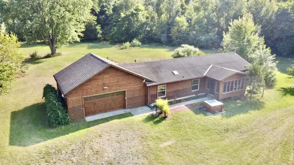78667 40th Avenue, Covert, MI 49043
