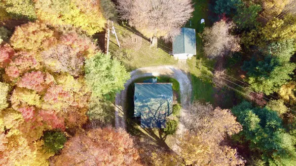10446 N 42nd Street, Hickory Corners, MI 49060