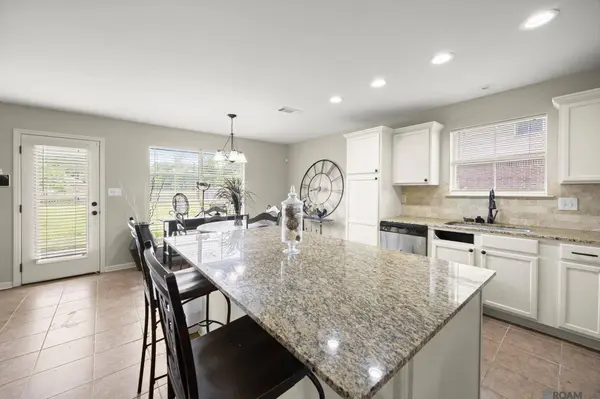 38437 Highland Terrace Ave, Watson, LA 70706