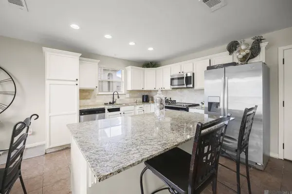 38437 Highland Terrace Ave, Watson, LA 70706