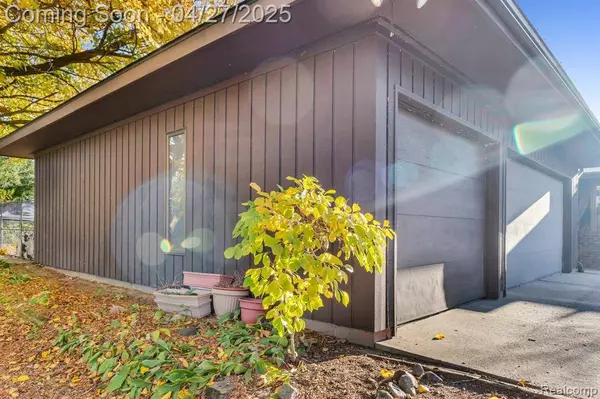 11547 SHERIDAN Road, Bridgewater Twp, MI 48158