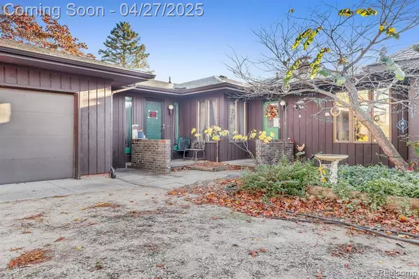 11547 SHERIDAN Road, Bridgewater Twp, MI 48158