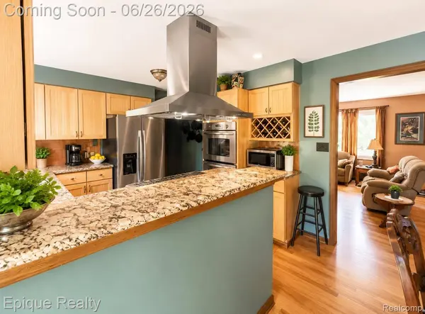 43899 Crowley RD, Van Buren Charter Township, MI 48111