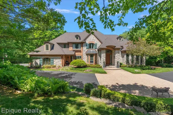 7662 Devins RDG, Village Of Clarkston, MI 48348