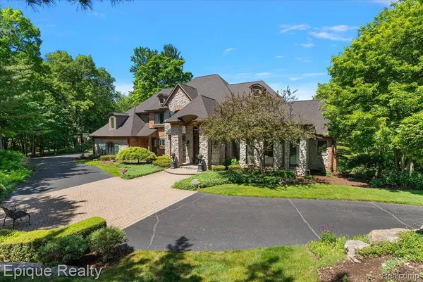 7662 Devins RDG, Village Of Clarkston, MI 48348