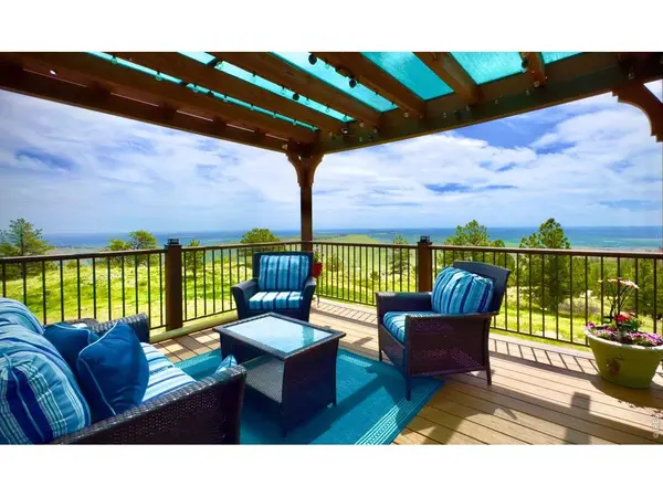 15757 Mossrock, Longmont, CO 80503