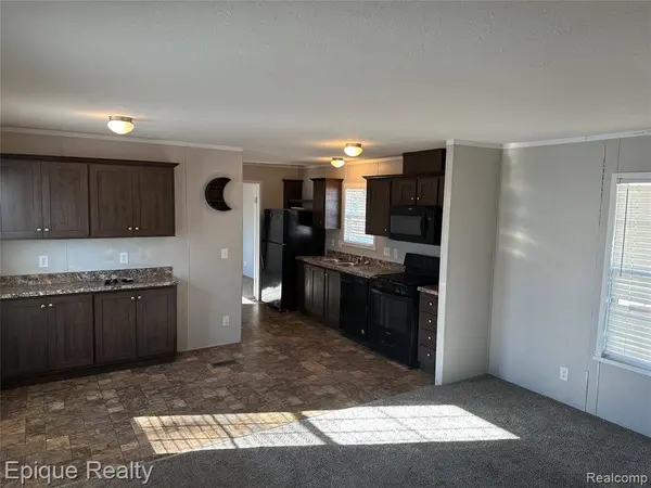 11 Legrand Street, Howell, MI 48843