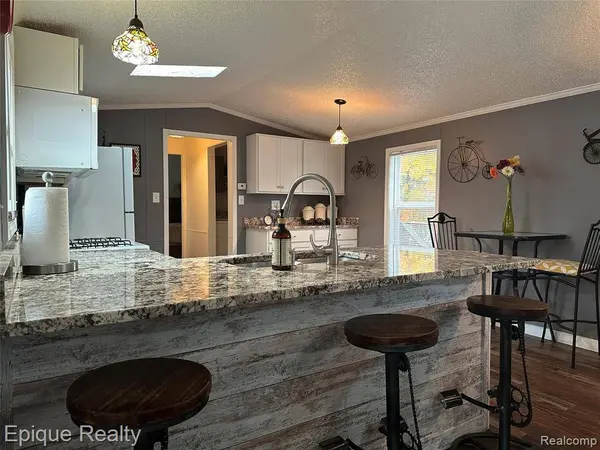 71 Sangram Place, Swartz Creek, MI 48473