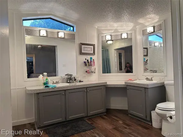 71 Sangram Place, Swartz Creek, MI 48473