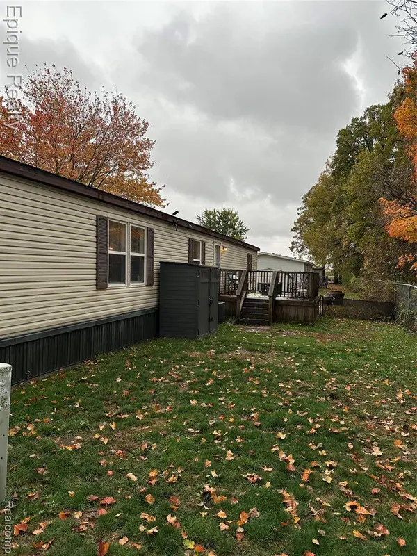 71 Sangram Place, Swartz Creek, MI 48473