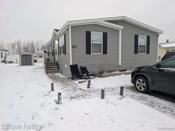 2068 Cedar CIR, Clio, MI 48420