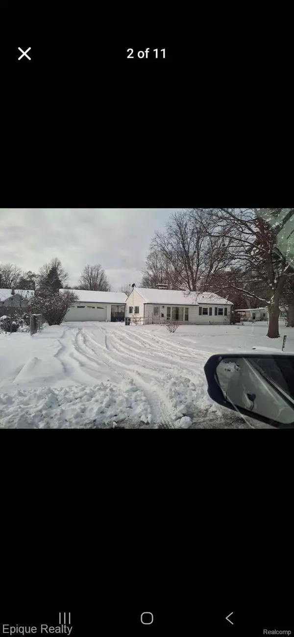 1396 Potter BLVD, Burton, MI 48509