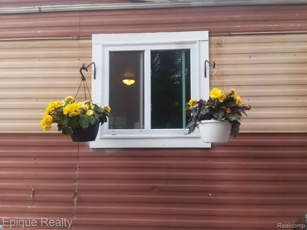 102 Ridgeview DR, Denton Township, MI 48651