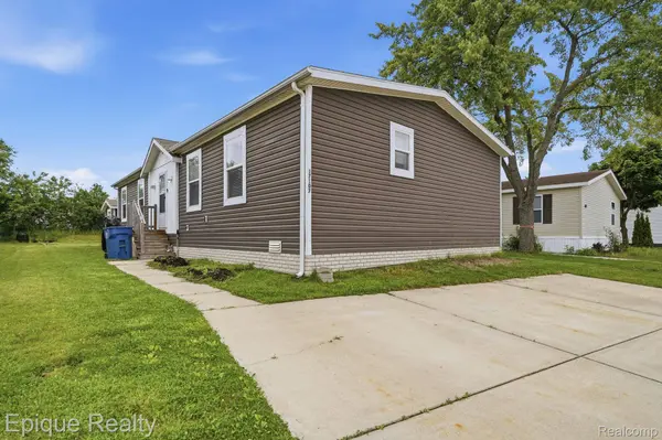 17107 Detroiter, Springfield Charter Township, MI 48350