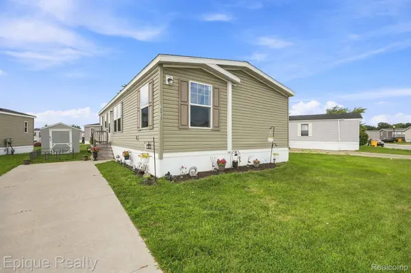 15915 Marentette, Clinton Charter Township, MI 48038