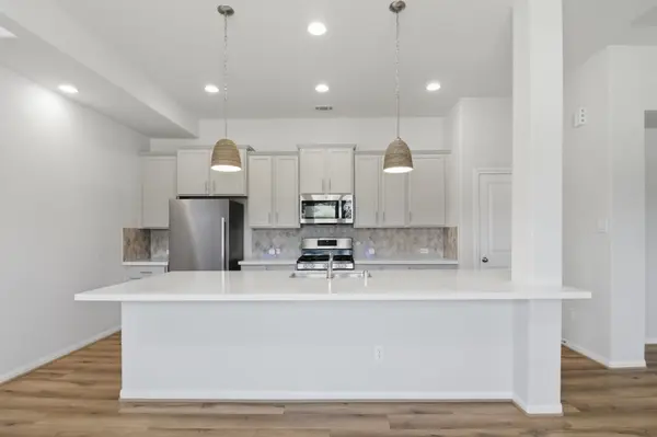 402 Alex Arbor Way, Conroe, TX 77301-2488
