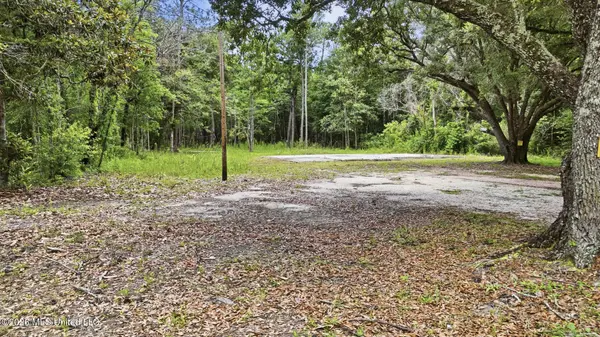 21073 Daugherty Road, Long Beach, MS 39560