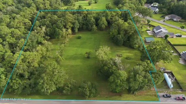 Woolmarket Road, Biloxi, MS 39532