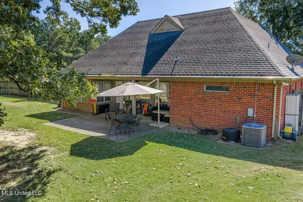 6291 Blackhawk Cove, Olive Branch, MS 38654