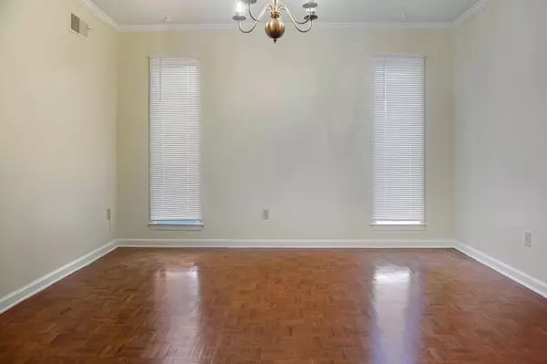 6294 SCARLETCREST LN, Memphis, TN 38115