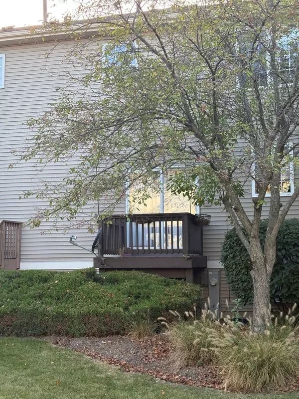 Aurora, IL 60503-3652,1893 Indian Hill Ln