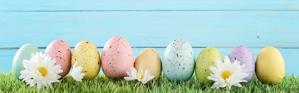 feature image of Easter Home Décor: Fresh and Affordable Ideas