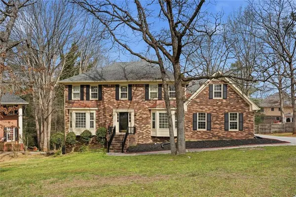 4803 Tomahawk CT SW, Lilburn, GA 30047