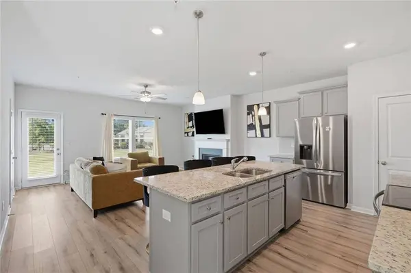 2150 Dougherty PL, Hampton, GA 30228