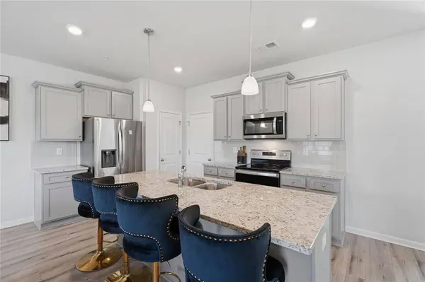2150 Dougherty PL, Hampton, GA 30228