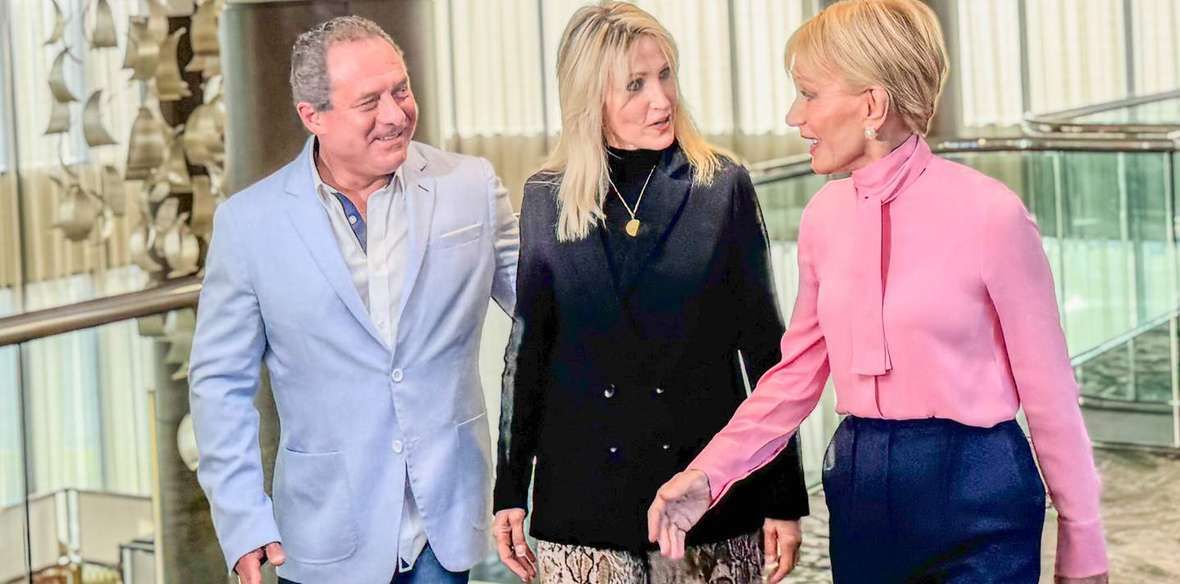 Steve and Lori Gordon with Barbara Corcoran