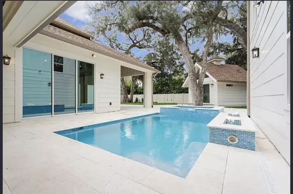 Ponte Vedra Beach, FL 32082-4113,1231 Neck Rd