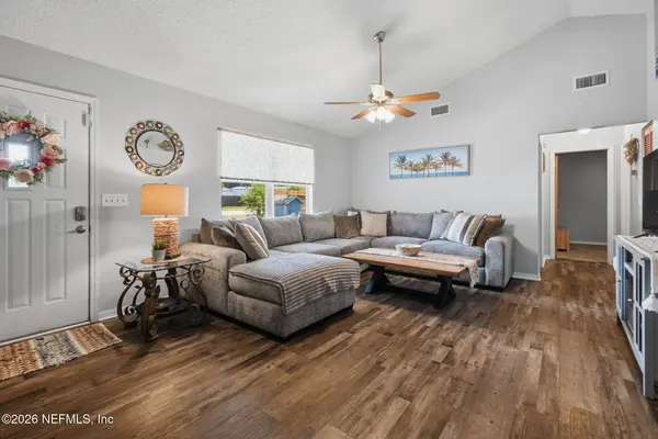 209 SCOTT ST, Interlachen, FL 32148