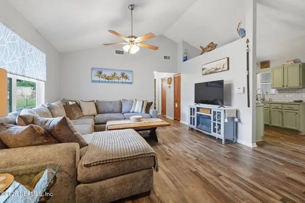 209 SCOTT ST, Interlachen, FL 32148