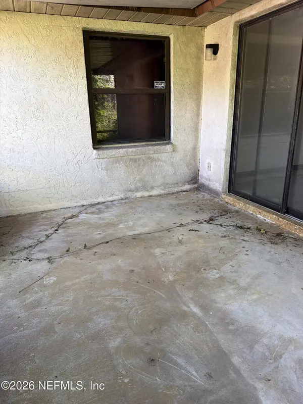 12 BERKSHIRE LN, Palm Coast, FL 32137