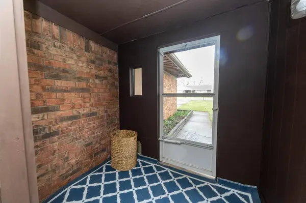 913 W Chickasaw Ln, Stillwater, OK 74075