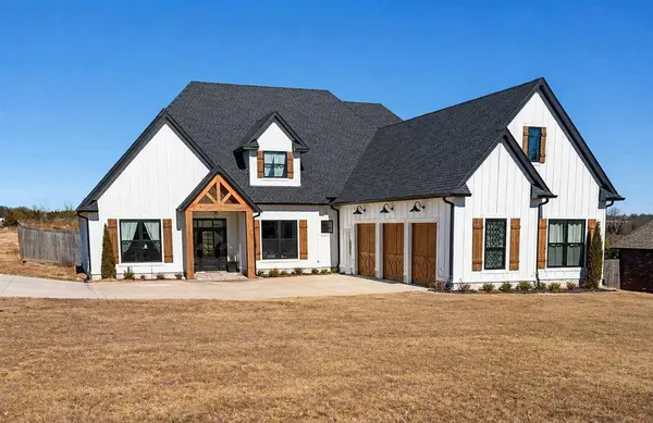 704 W Yost Rd, Stillwater, OK 74075
