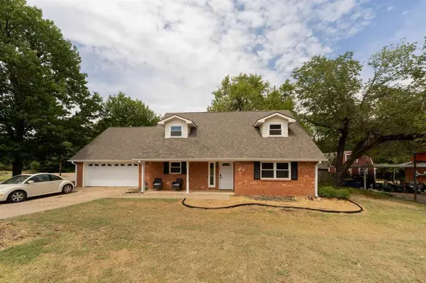 730 W Lakeshore Dr