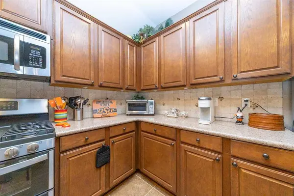 1426 W 14th Ave, Stillwater, OK 74074