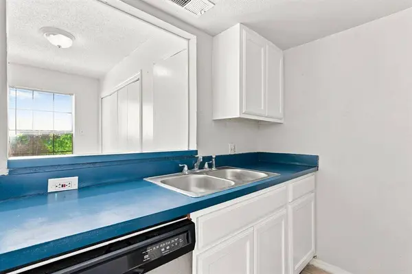 8005 Rothington Road #11-17, Dallas, TX 75227