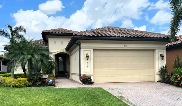 HOUSE IN SARASOTA