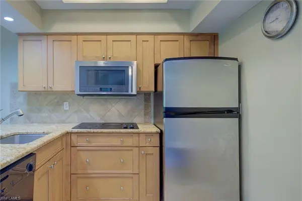 3323 Olympic DR #723, Naples, FL 34105