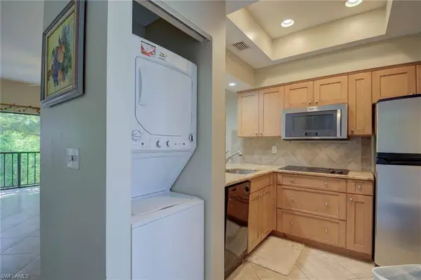 3323 Olympic DR #723, Naples, FL 34105